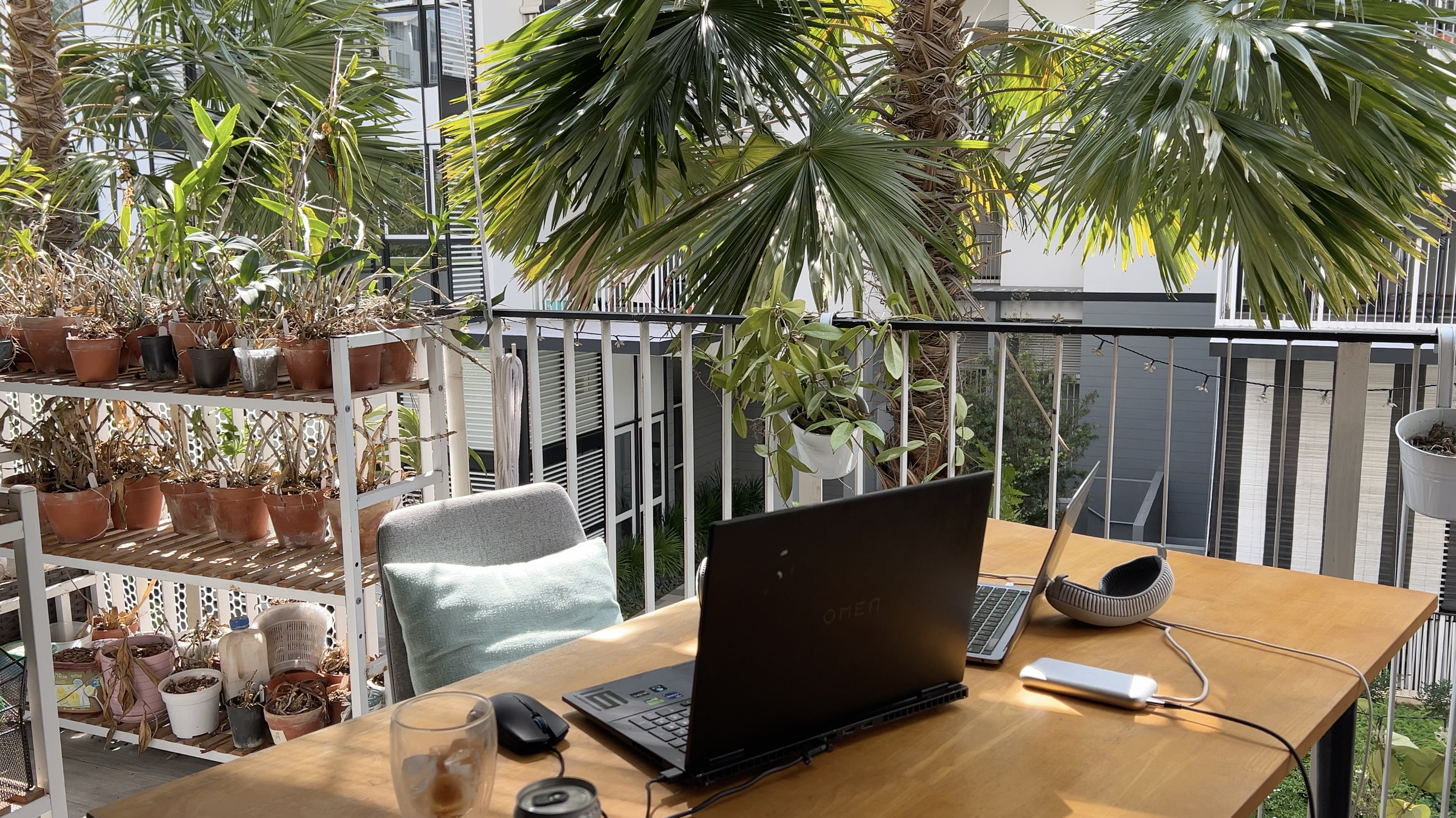 Workspace desk